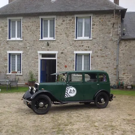 豪特斯洛吉格尼勒斯旅馆 4*